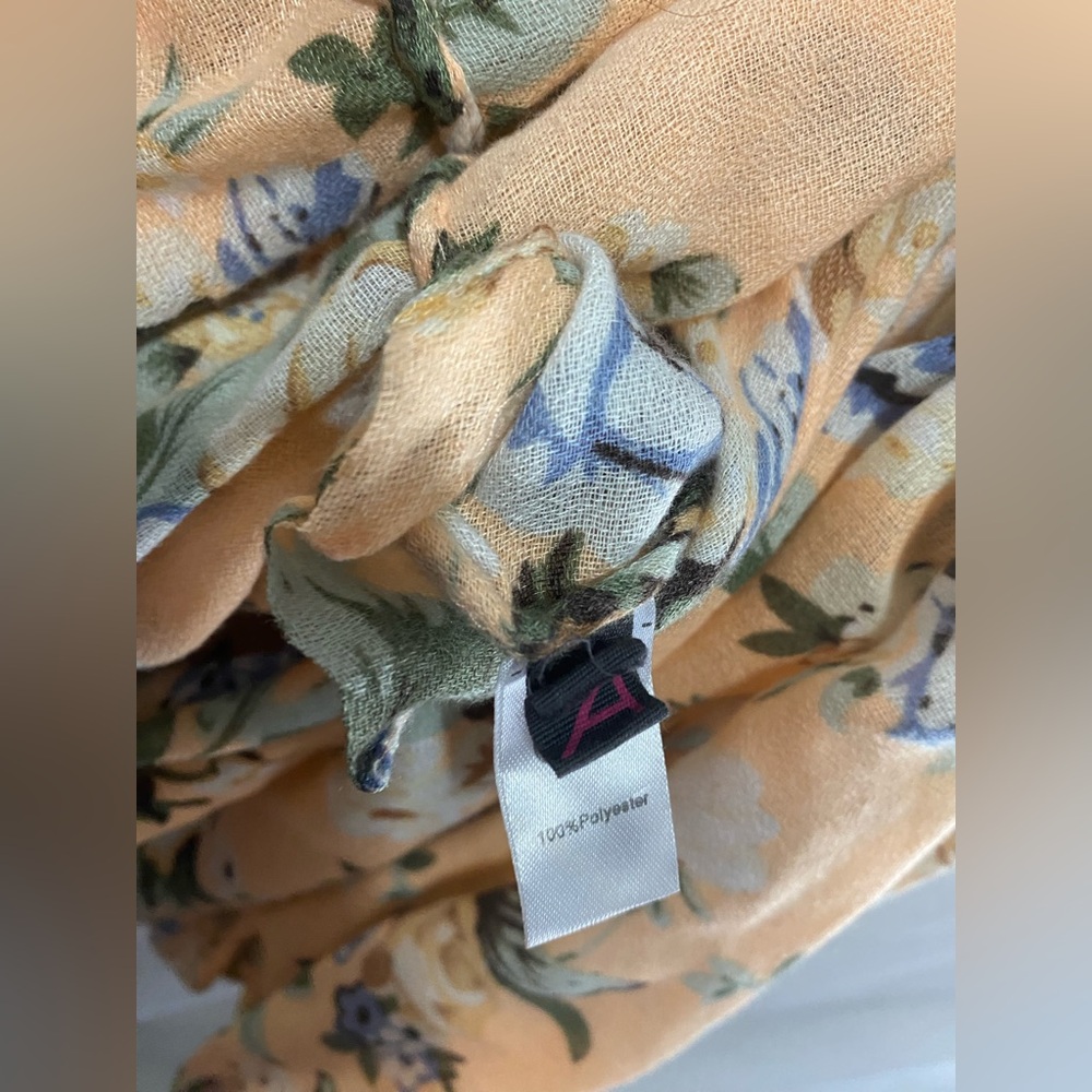 Ardene Peach Botanical Floral Infinity Scarf - Soft Boho Spring Floral - Picture 10 of 10